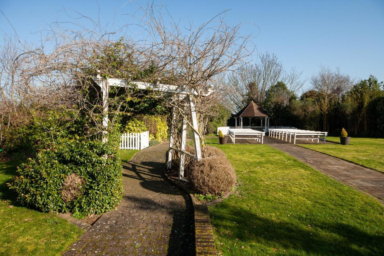 Berwick Manor Hotel Rainham  Exteriér fotografie