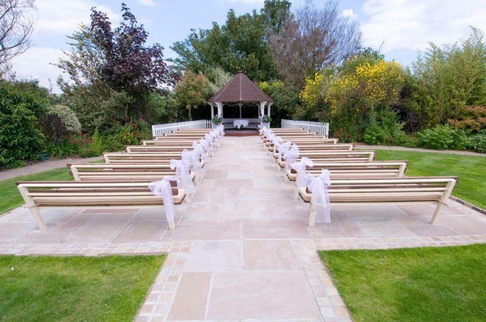 Berwick Manor Hotel Rainham  Exteriér fotografie